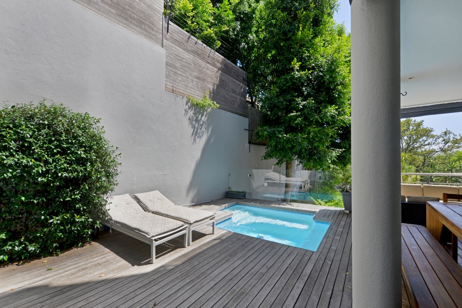 3 Bedroom Property for Sale in Higgovale Western Cape